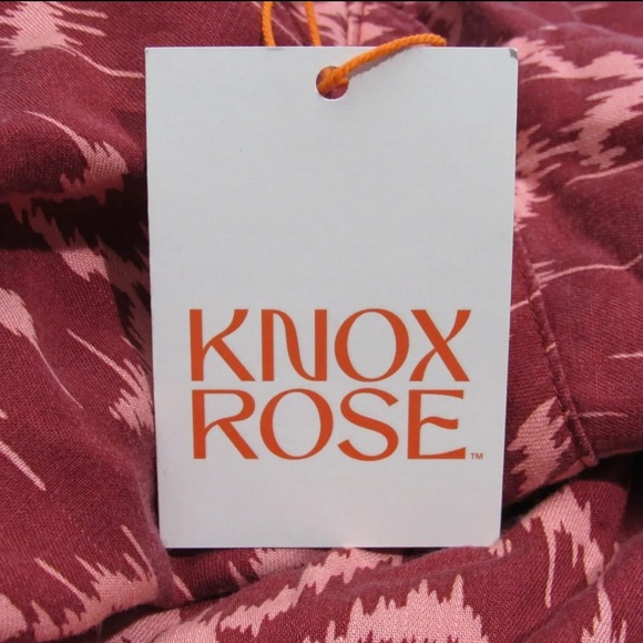 Knox Rose Women's Long Sleeve Button-Down Shirt - Picture 5 of 7